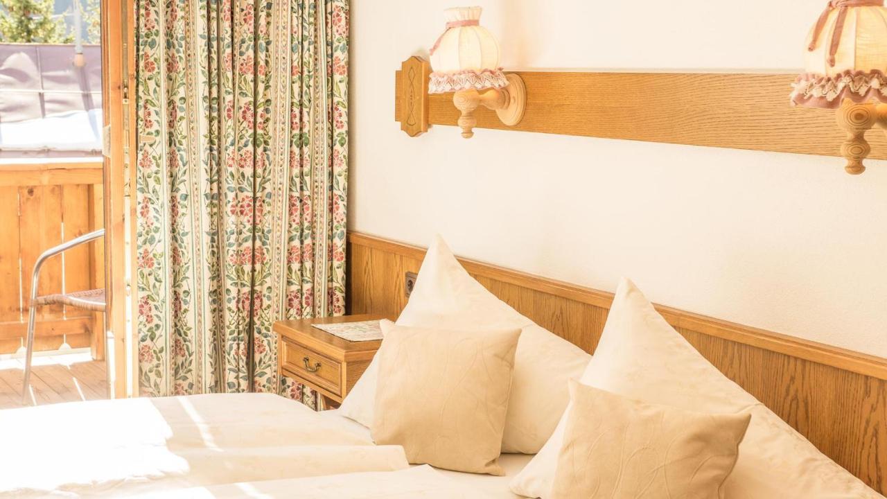 Bellamonte Bed and Breakfast Sankt Anton am Arlberg Esterno foto